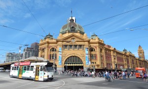 melbourne-tourism-01-flinders-st-station