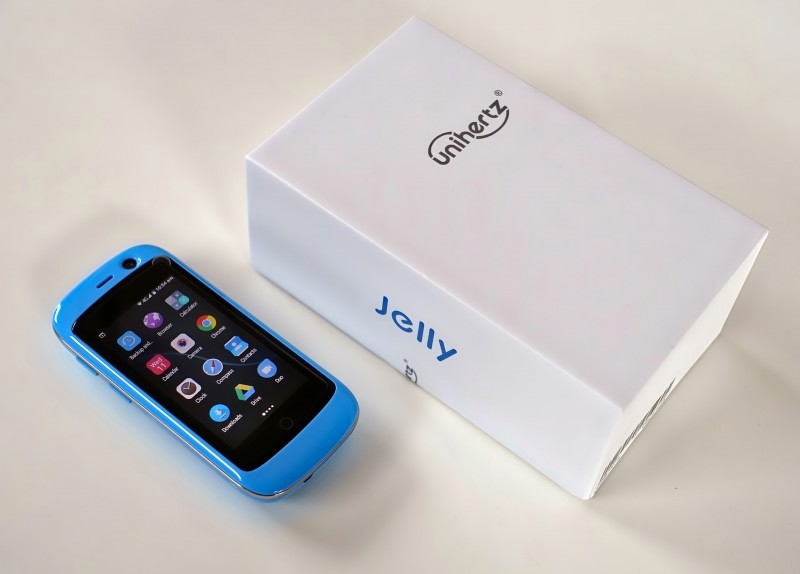 Jelly Pro the smallest Android phone with 4G Robert Setiadi Website